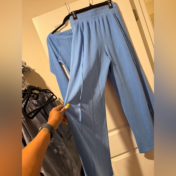 Free People Sky Blue Knit Lounge Set — Cropped Top & Wide Leg Pants 🔥 Size M - Picture 4 of 4